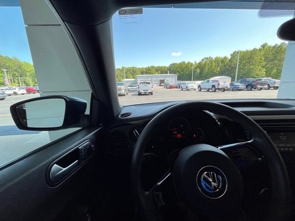 2016 Volkswagen Beetle 1.8T Wolfsburg Edition