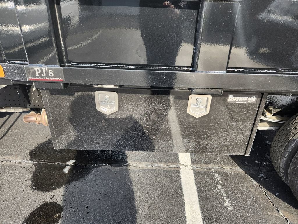 2025 Chevrolet Low Cab Forward 4500 Base