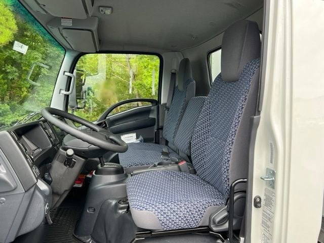 2025 Chevrolet Low Cab Forward 4500 Base