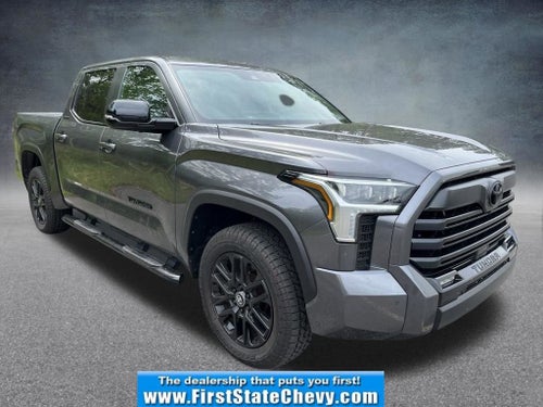 2025 Toyota Tundra 4WD SR5