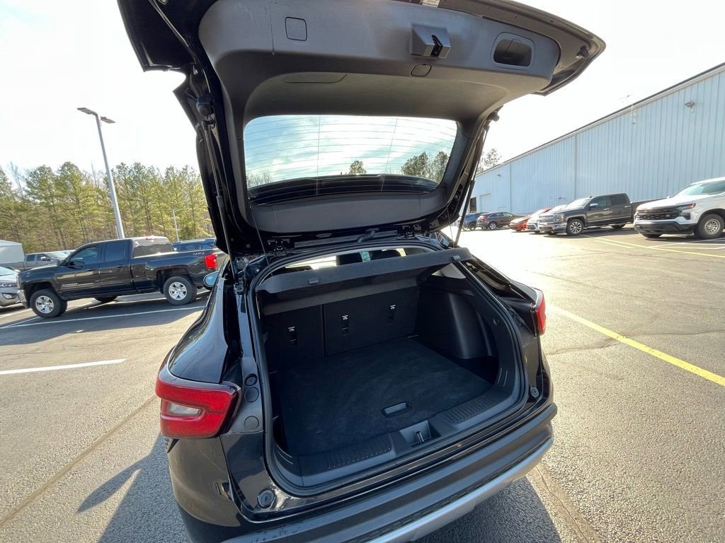 2024 Chevrolet Trax LT