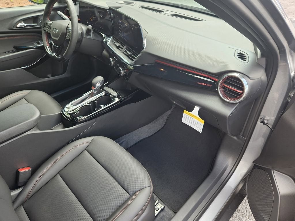 2026 Chevrolet Trax RS - Photo 8