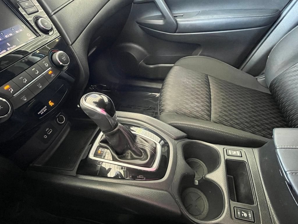 2019 Nissan Rogue S