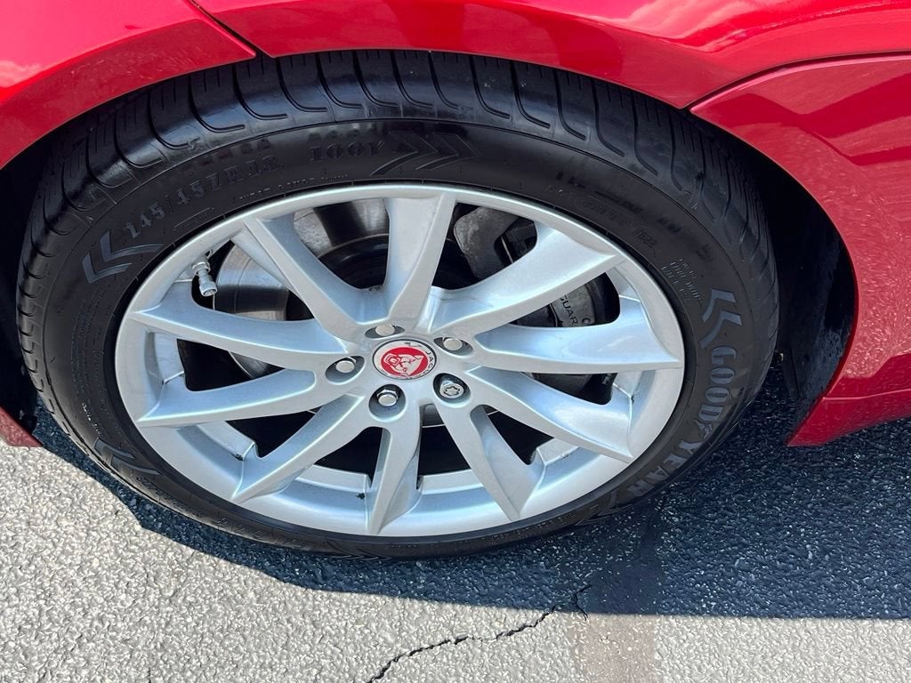 2017 Jaguar F-TYPE Premium