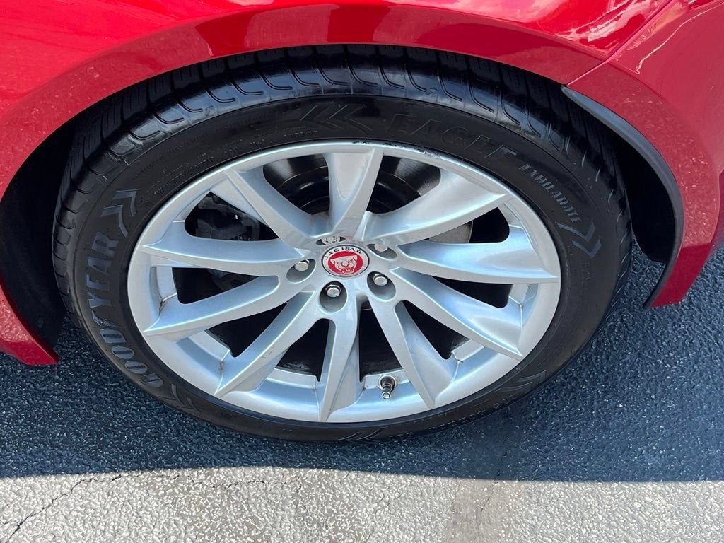 2017 Jaguar F-TYPE Premium