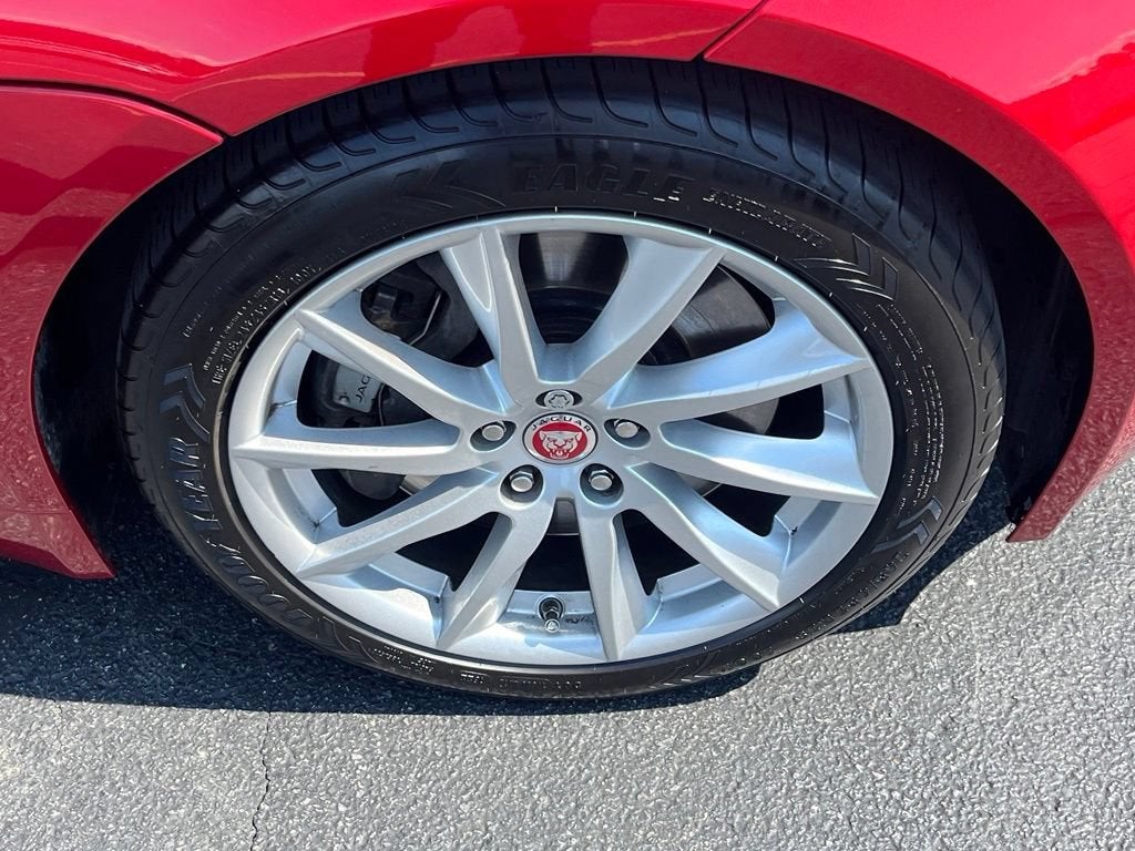 2017 Jaguar F-TYPE Premium